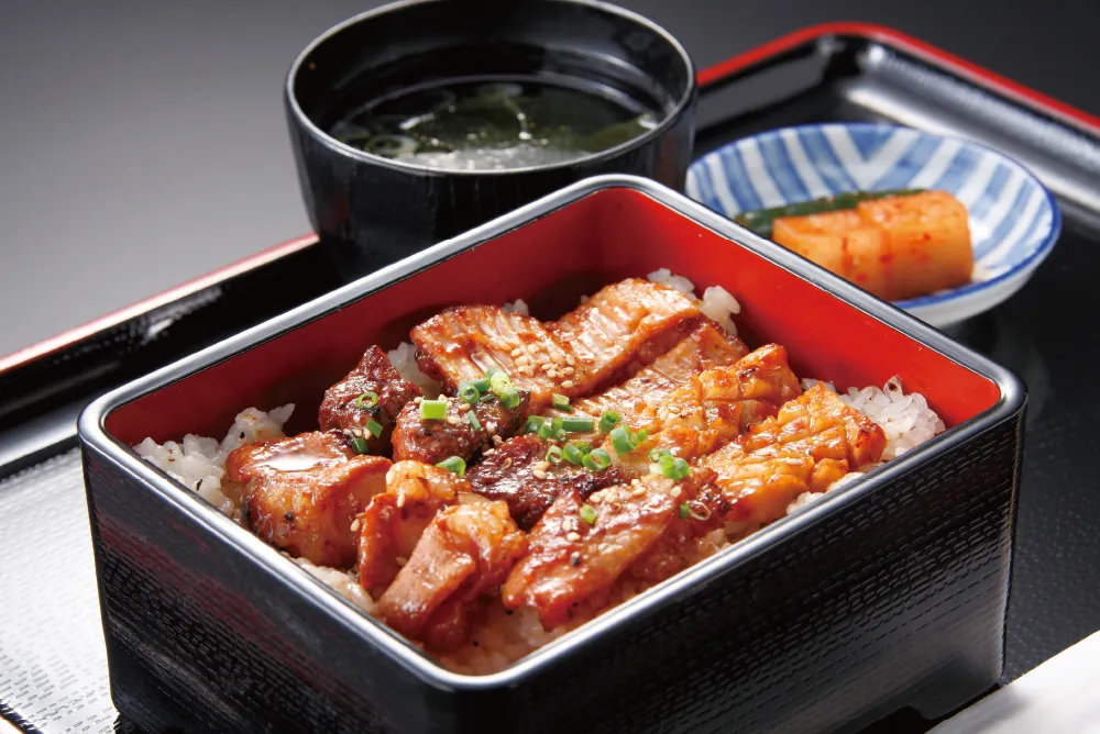 厳選 炭焼ミックスホルモン重